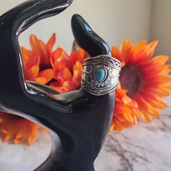 Irregular Band Ring Inlaid with Artificial Turquoise Decorative Bohemian Ring - Picture 11 of 12